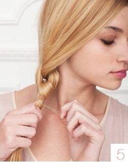 4款超时髦的编发3分钟就能搞定,日系编发简单又自然