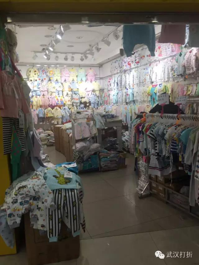 在武汉有个神秘的大楼，能够用淘宝的价格买到专柜的货！多图实拍