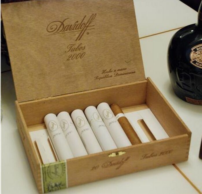 男生怎么穿休闲不尴尬,男人怎么穿好看