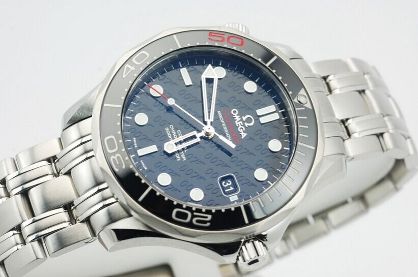 男生怎么穿休闲不尴尬,男人怎么穿好看