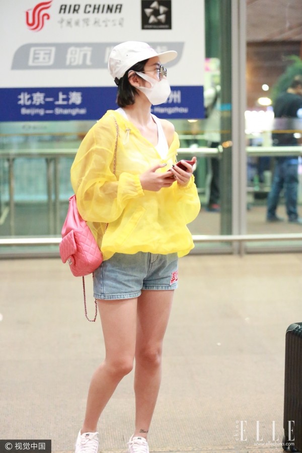 明星都在背什么帆布包,明星同款双肩包女现在最流行的