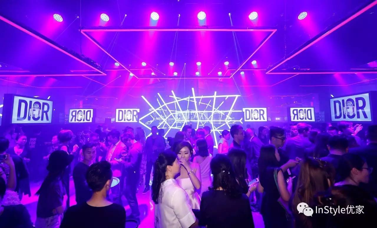 为了爱你能够迁就一切,为了爱你能奋不顾身吗