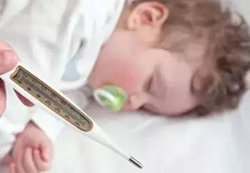 发烧物理降温的方法小儿推拿,小儿推拿完发烧怎么回事