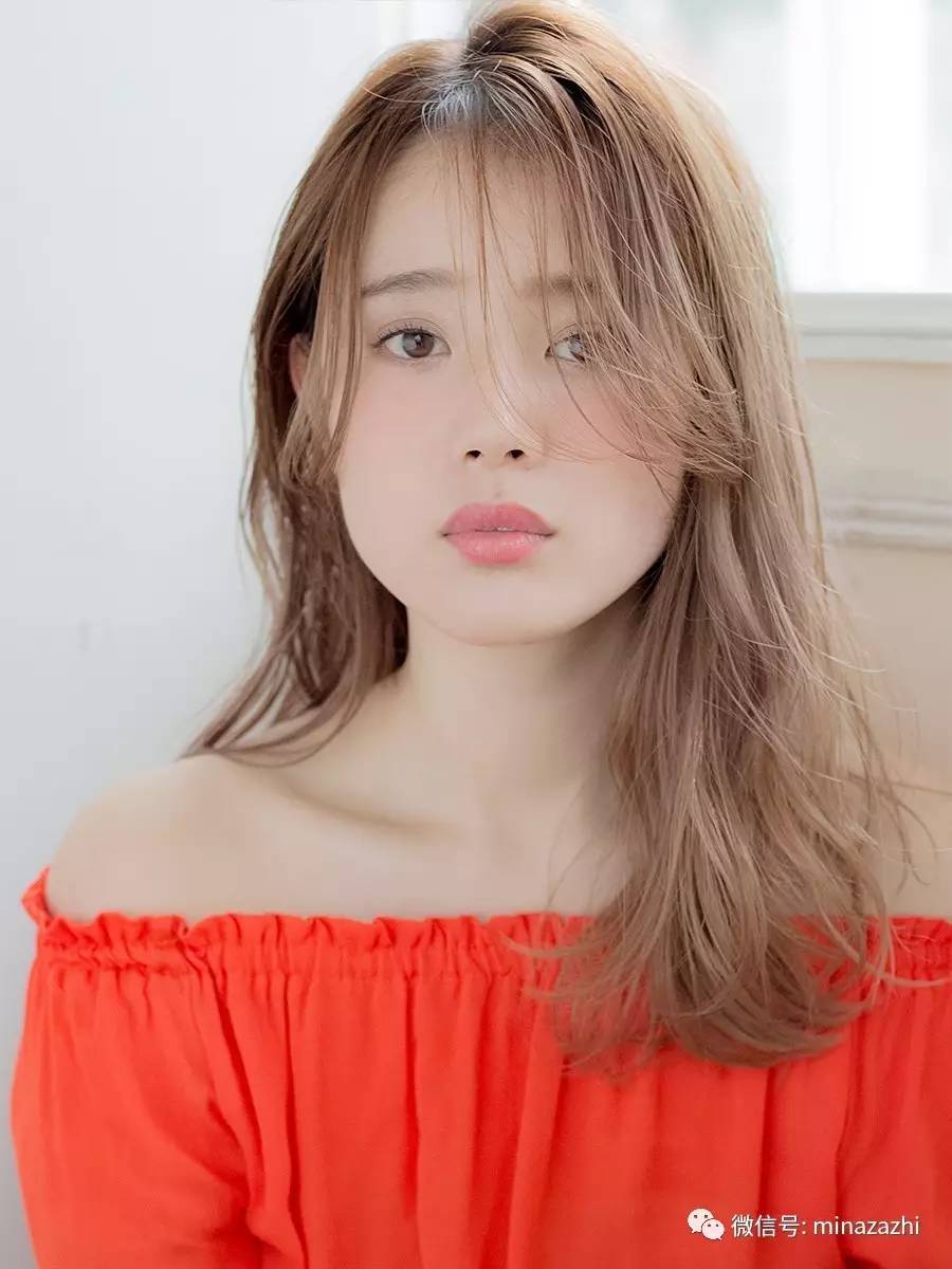 2022年最流行的发型长直发瓜子脸,2021年最流行的高颧骨发型中长发