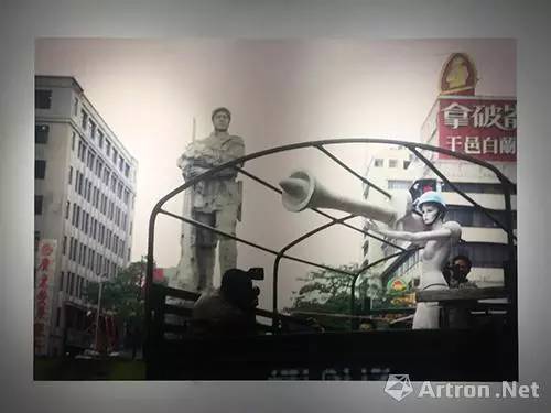 「带你看展览」街头、酒吧、工地…………没空间，大尾象是这样做展览的