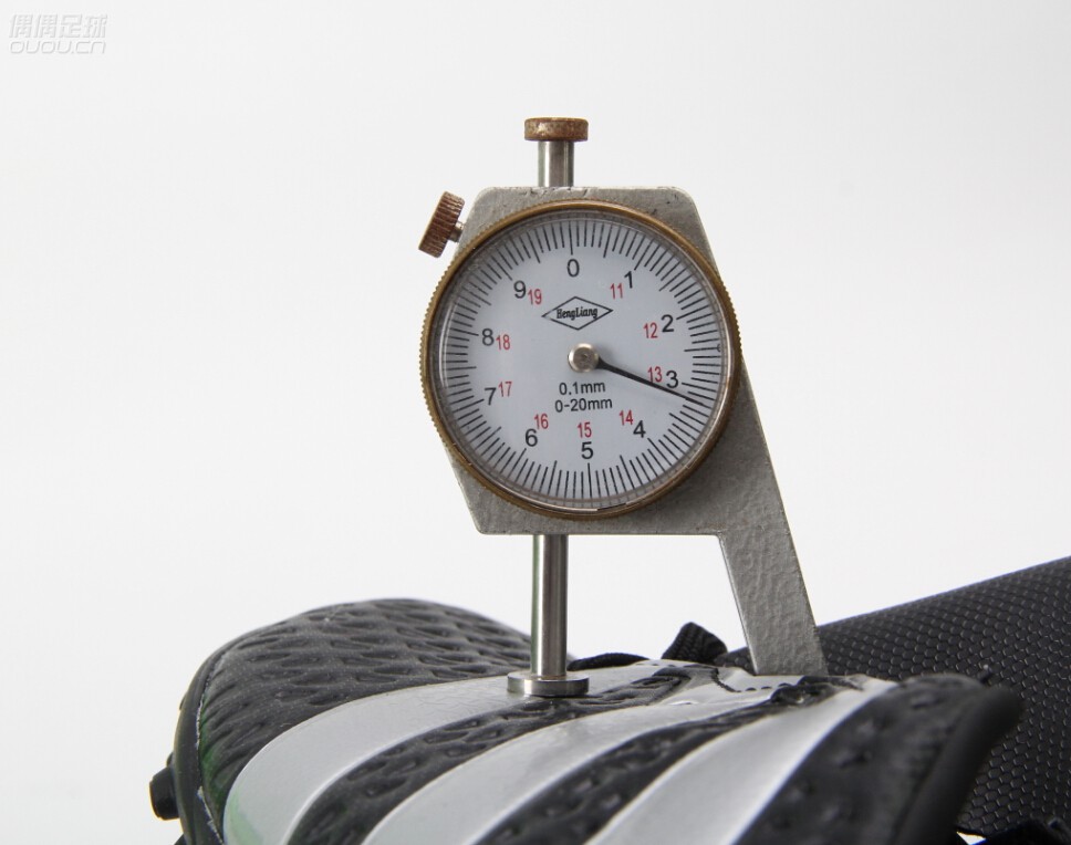 性价比之选-阿迪达斯ACE16.3AGamp;16.4TF横向对比