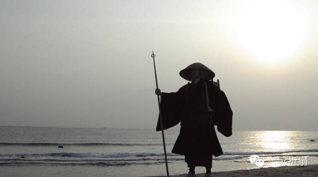 折扇扇骨多厚为最佳,折扇基础知识讲解