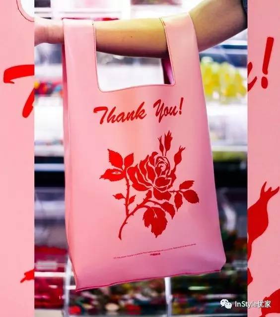 最流行的购物袋包包,今年流行的购物袋包