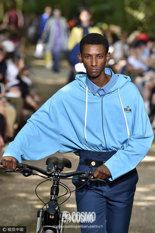 omgprada,prada回形针