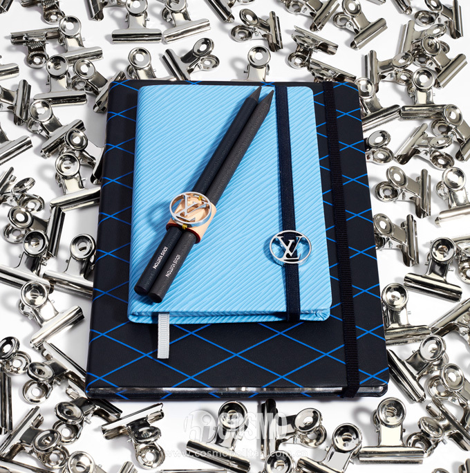 omgprada,prada回形针