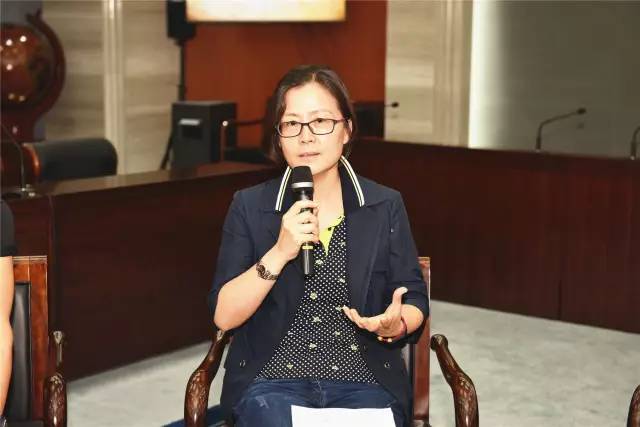 东城院举办“真实就是力量”文学沙龙活动