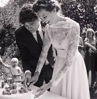 悦型格｜超模的婚纱都长什么样？她们嫁给了谁？