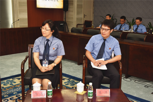 东城院举办“真实就是力量”文学沙龙活动