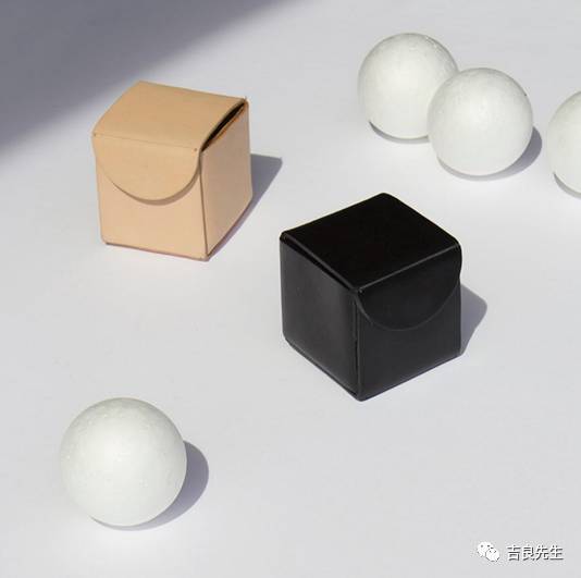 这些包包很是夏天的样子,低调又实用的大牌包包