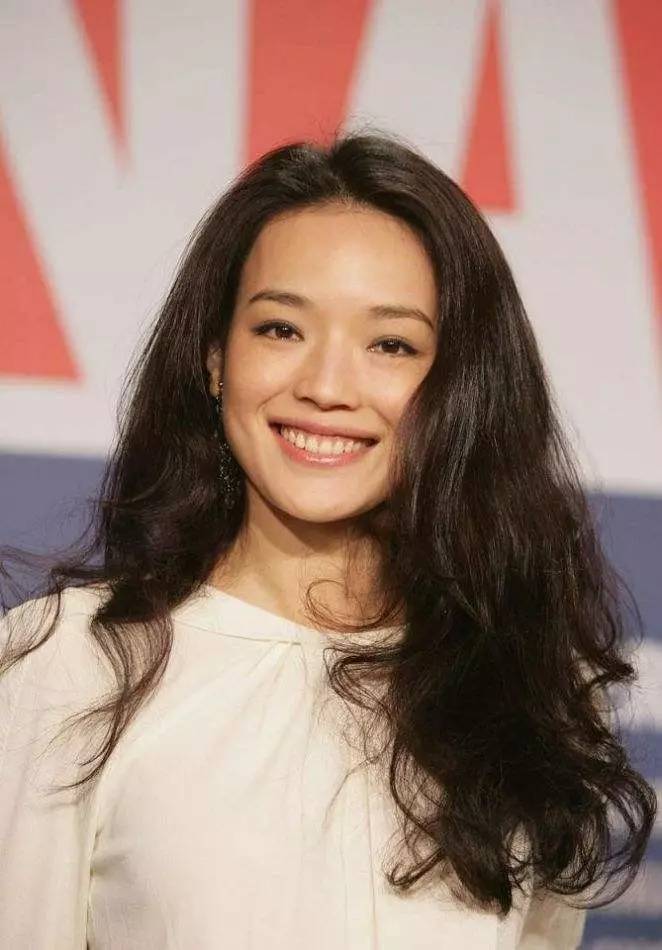 Madam问答室丨收缩毛孔、改善黑眼圈、手膜脚膜、哺乳期化妆品、方脸发型