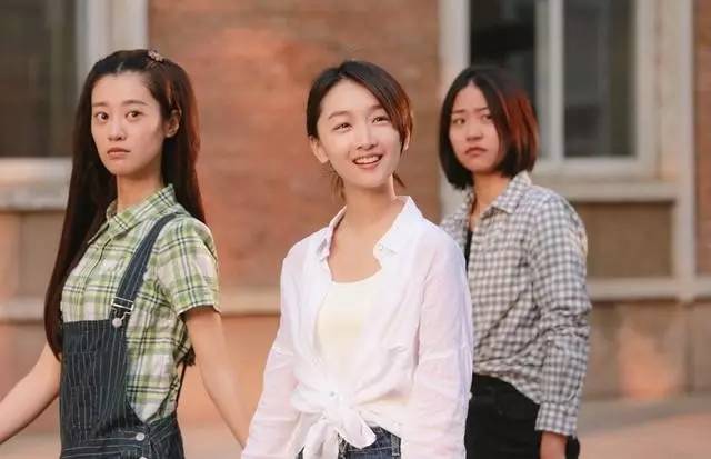 男神收割机贾玲完全版,男神收割机贾玲肖战