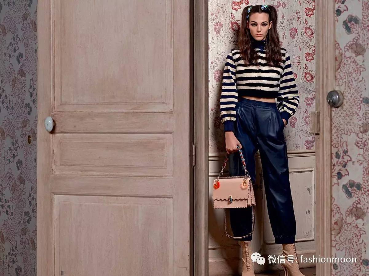 合适职场白领戴的包包,职场女性短途出差包包