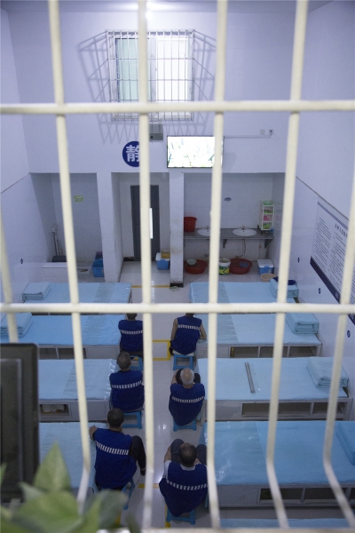 31张大图揭秘神木看守所民警的日常，不能带手机，15分钟巡视1圈