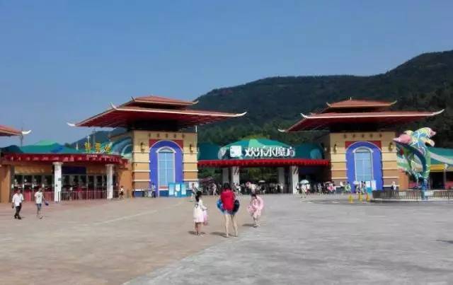 十大热门水上乐园,国内公认十大最好玩的水上乐园