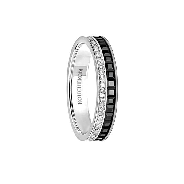 想给男朋友要七夕戒指高情商,如何给男朋友选求婚戒指