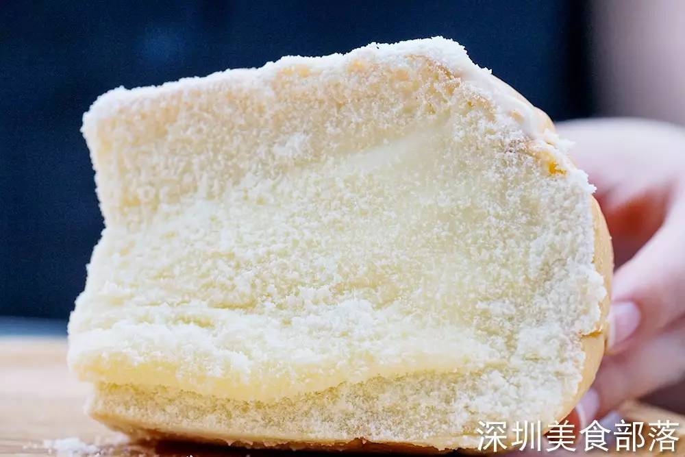 史上最邪恶的芝士包轰炸福田CBD，5层流心，还买一送一！