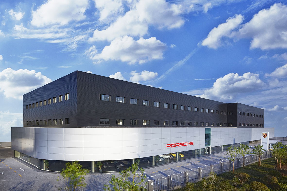 走进百年名企,捷成集团保时捷中心怎么样