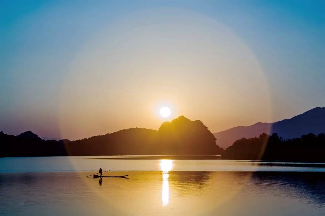 肇庆旅游高铁攻略路线推荐,肇庆游玩攻略从肇庆站开始