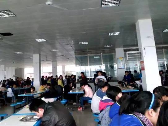 新宜宾三中,谢谢你三个字的歌词