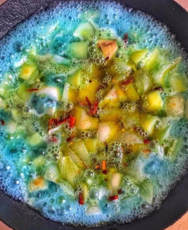 网“蓝”｜不用打飞的去巴厘岛，来上海就能喝到爆款蓝色可乐！（献给爱喝可乐的everybody