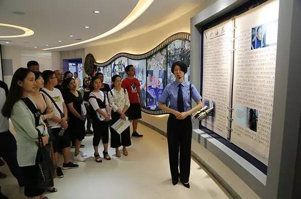 「云检动态」隆阳：*党**建“五线谱”奏响和谐新乐章