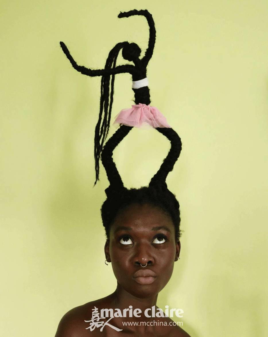 手机壳也能够照镜子补妆,手机壳可补妆