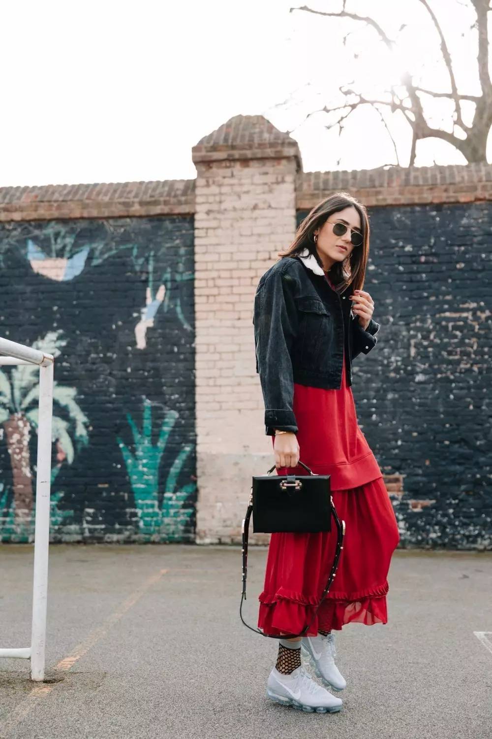 最新款sneaker,今秋最流行哪款鞋