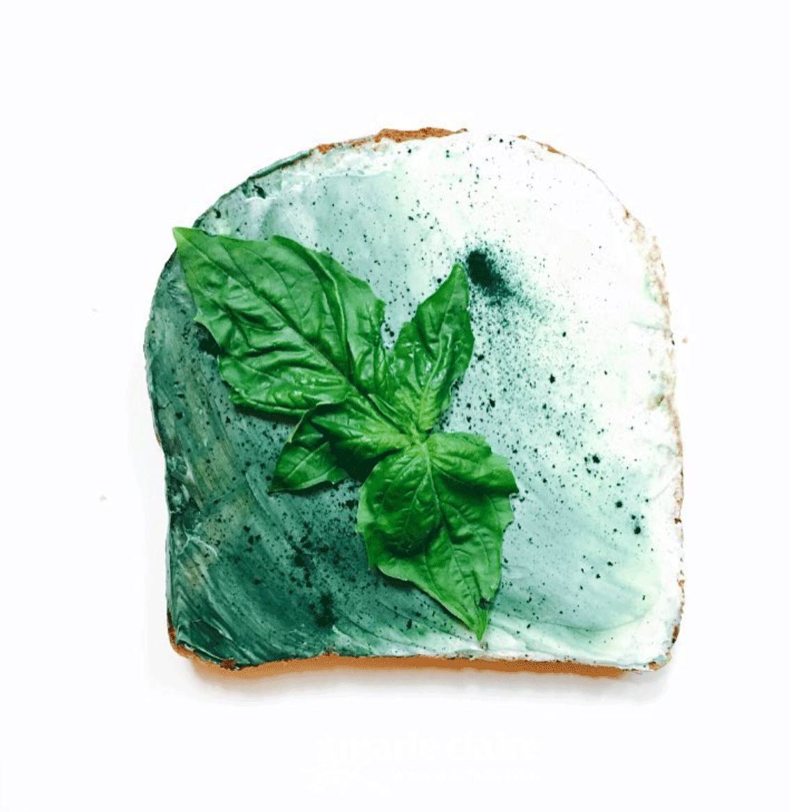 手机壳也能够照镜子补妆,手机壳可补妆