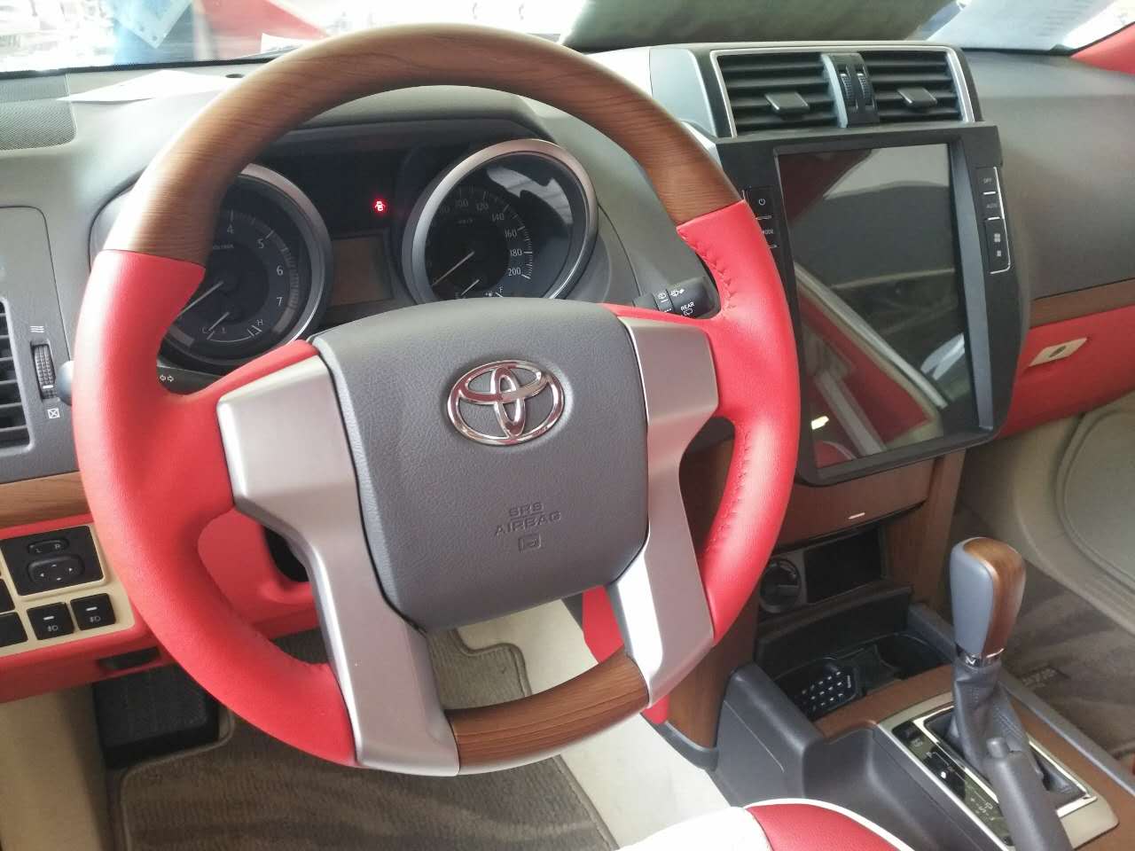 丰田普拉多2700中东版多少钱落地,丰田霸道普拉多2700现在的价格