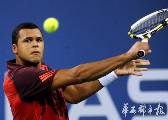 成网正式*票开**来国际网球中心与大牌同框