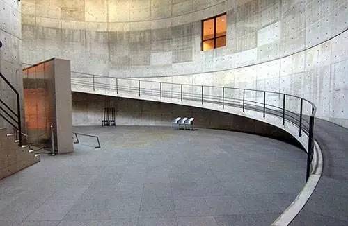 每个人一生中值得去的地方,合适年轻人旅游的十大目的地