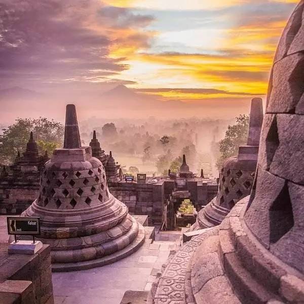 每个人一生中值得去的地方,合适年轻人旅游的十大目的地