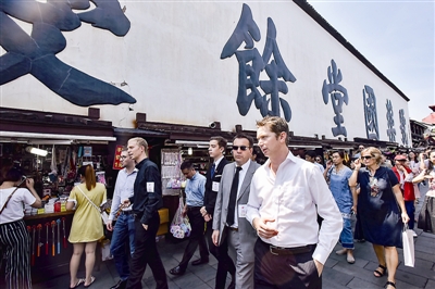 32国外交官、商界高管走进杭州