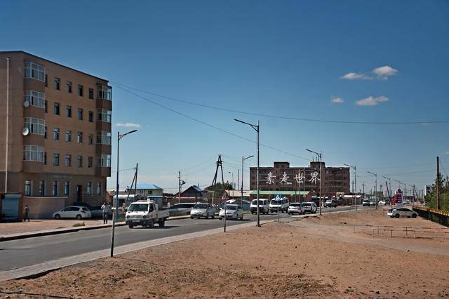 穿着蒙装游蒙古国漏了这个细节引来吃瓜群众围观