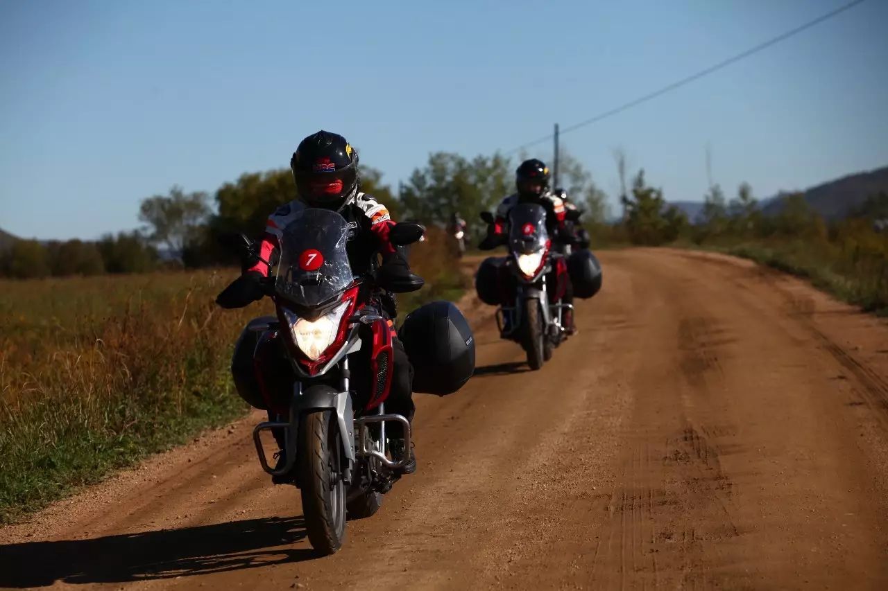 21款五羊本田190猛鸷旅行,2024五羊本田猛鸷