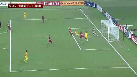 国足2:1卡塔尔！这一次，我们昂首离开！