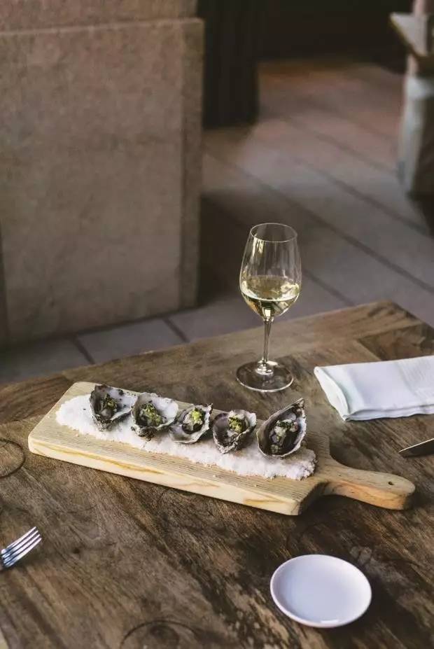 每个人一生中值得去的地方,合适年轻人旅游的十大目的地