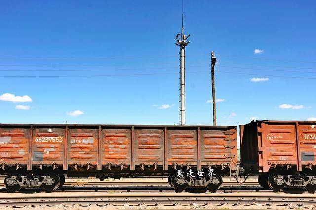 穿着蒙装游蒙古国漏了这个细节引来吃瓜群众围观