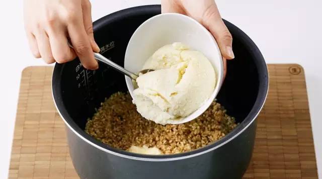 豆浆做菜的家常做法,喝不完的豆浆能够怎么做饼