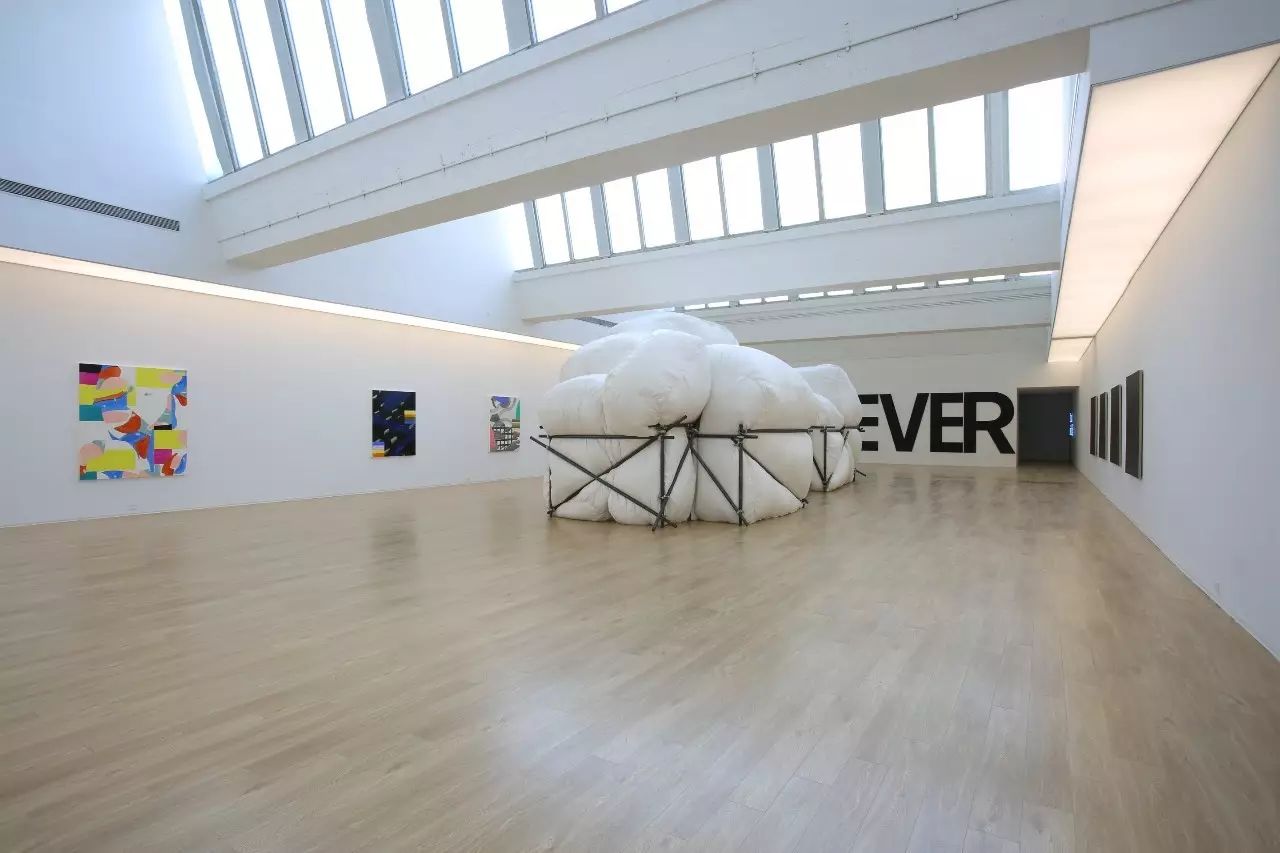 凤凰艺术展评视频,凤凰艺术年展评论