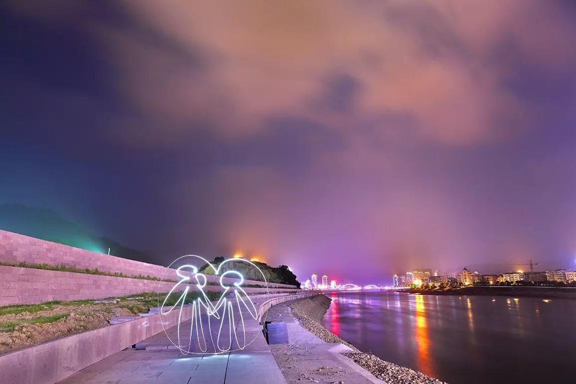 它是离欧洲“最近”的中国县城，私藏无限风光和诱人美食！杭州人高铁直达~