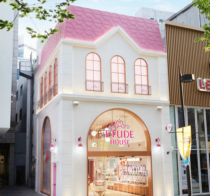 爱茉莉在走下坡路吗,韩国化妆品爱茉莉最新新闻