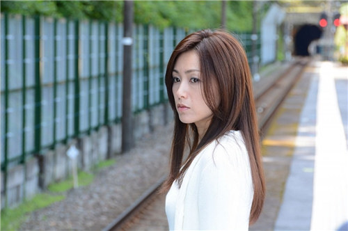 酒井法子最新动态,酒井法子现场直播视频