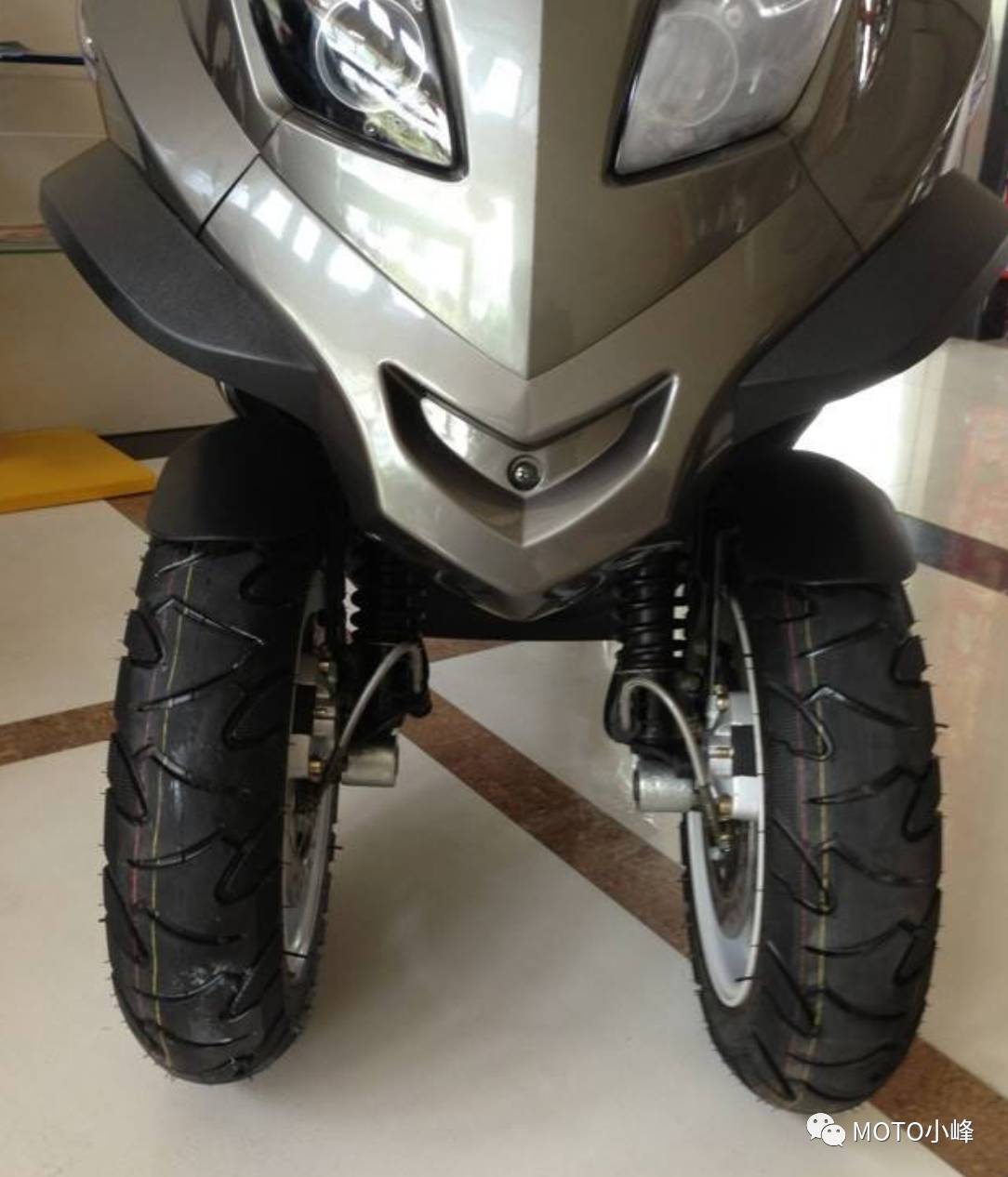 上牌三轮电摩上路有限制吗,庞巴迪倒三轮国内能够上牌吗