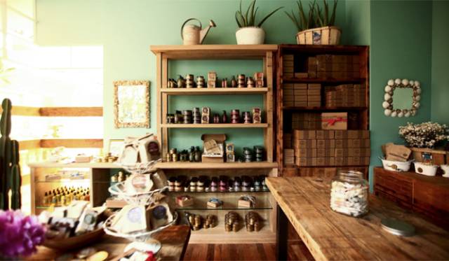 国庆去东京？那这条微信你得收好了！20家不务正业的最时髦小店让你买不停……